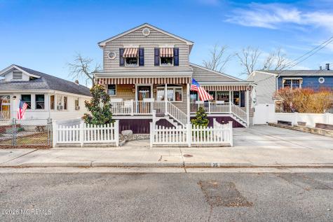 35 Bay Avenue North Middletown NJ 07748