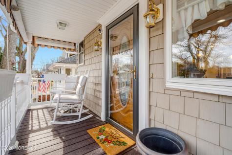 35 Bay Avenue North Middletown NJ 07748