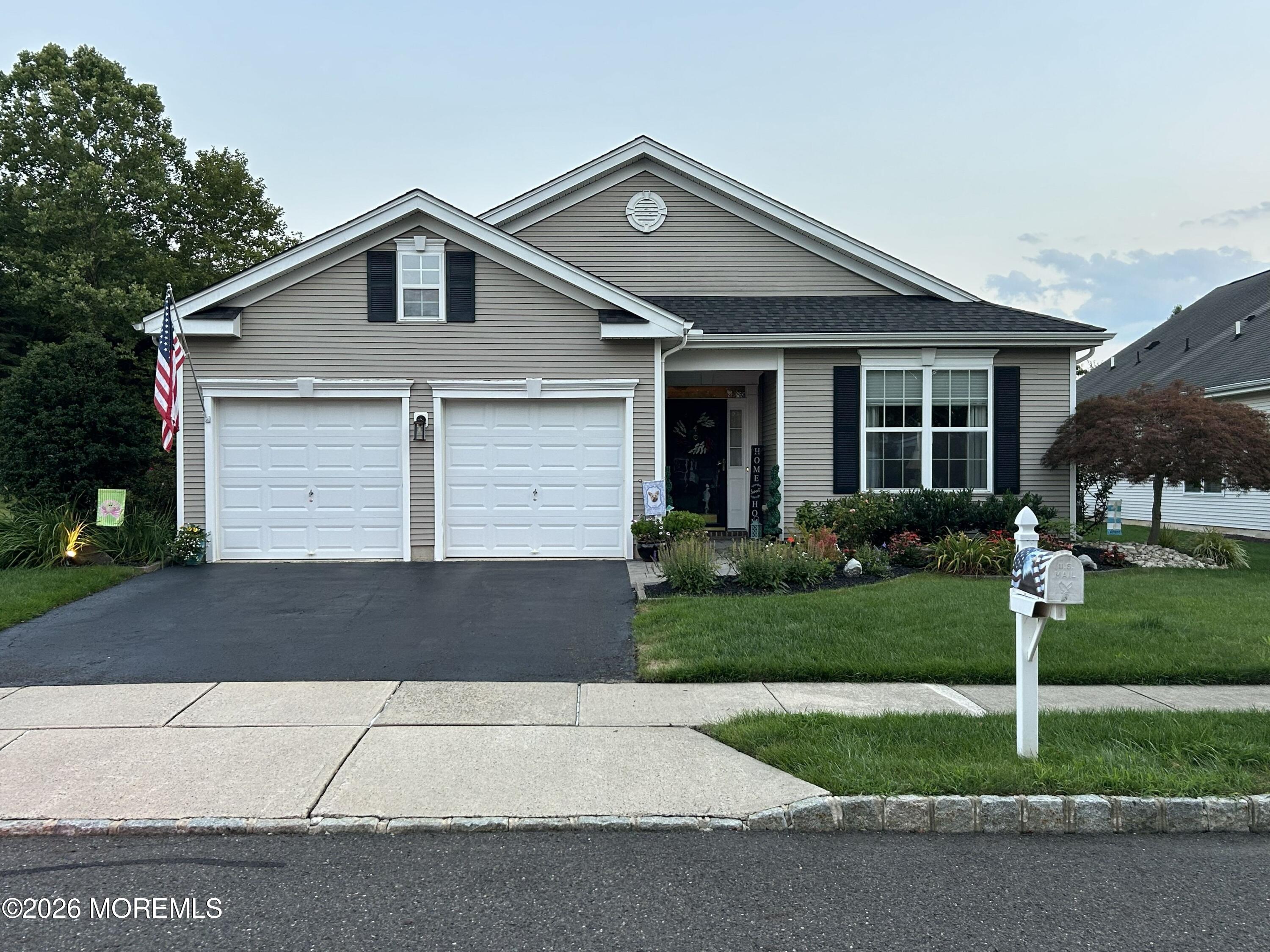 Allentown NJ, 4 Mayflower Court