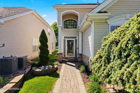 183 Blackberry Way Monroe NJ 08831