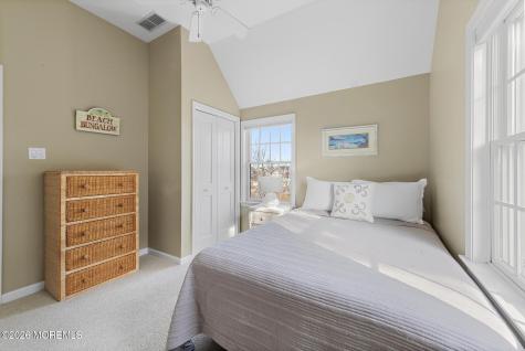 101 Rose Court Long Beach Twp NJ 08008