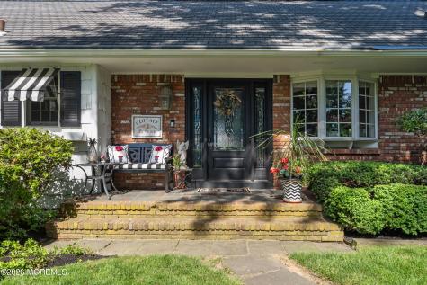 21 N Ward Avenue Rumson NJ 07760
