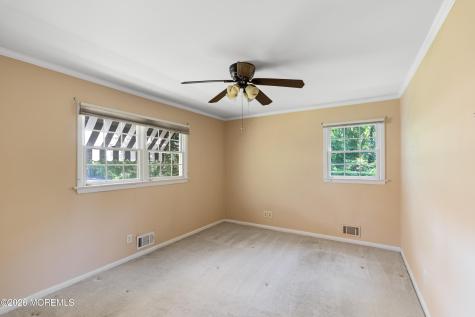 21 N Ward Avenue Rumson NJ 07760