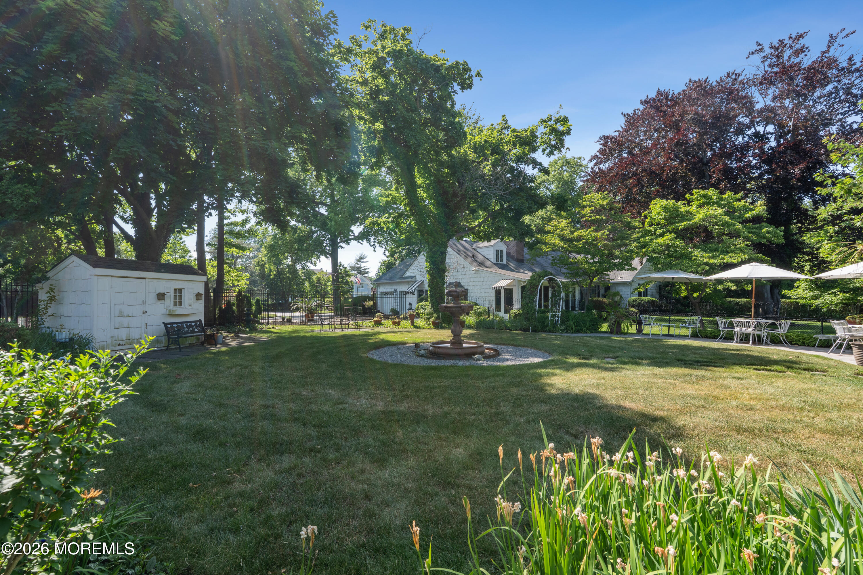 21 N Ward Avenue Rumson NJ 07760