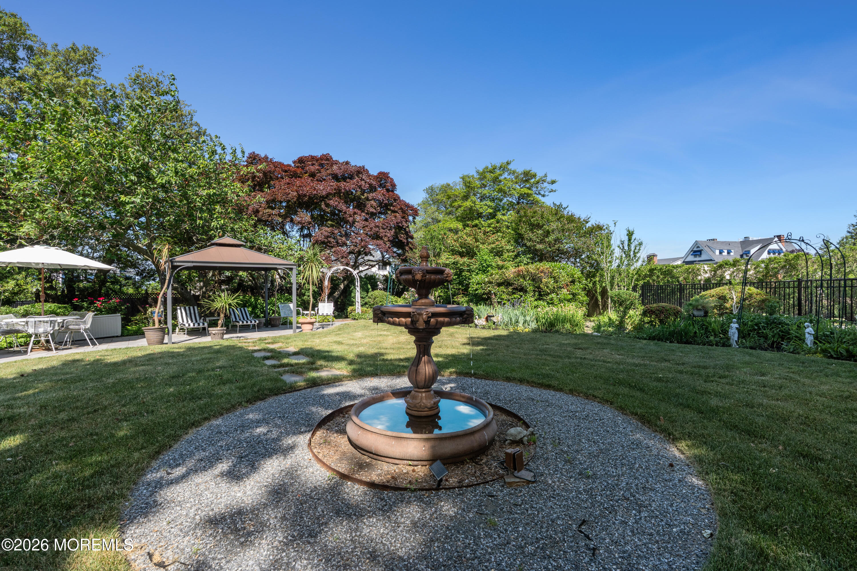 21 N Ward Avenue Rumson NJ 07760