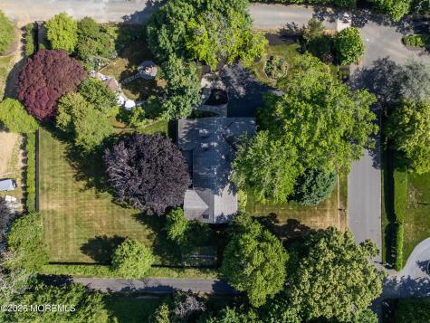 21 N Ward Avenue Rumson NJ 07760