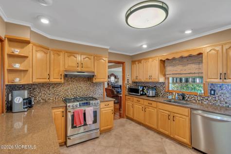 16 Harmony Lane Brick NJ 08724