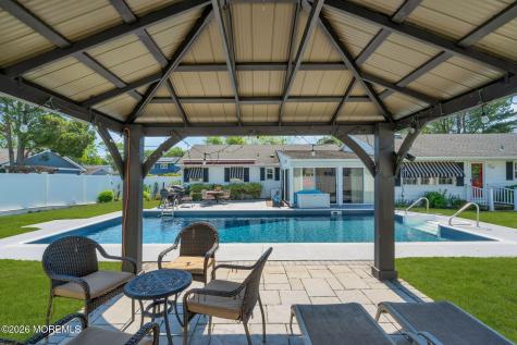 16 Harmony Lane Brick NJ 08724