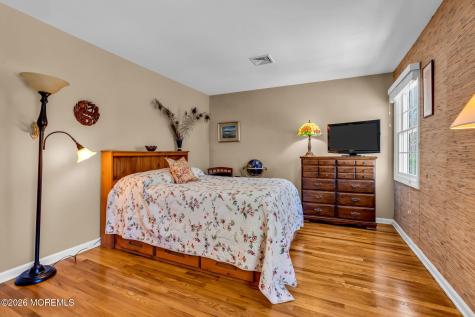 74 Southview Terrace N Middletown NJ 07748