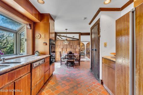 6 Surrey Lane Ocean Twp NJ 07712