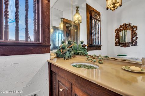 6 Surrey Lane Ocean Twp NJ 07712