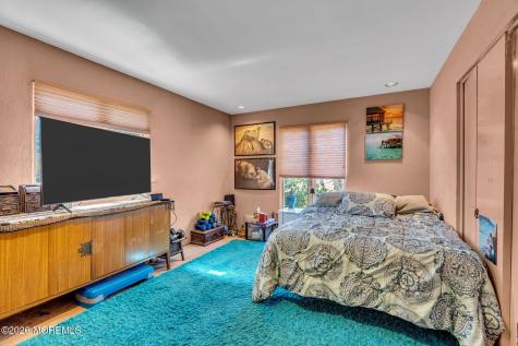 6 Surrey Lane Ocean Twp NJ 07712