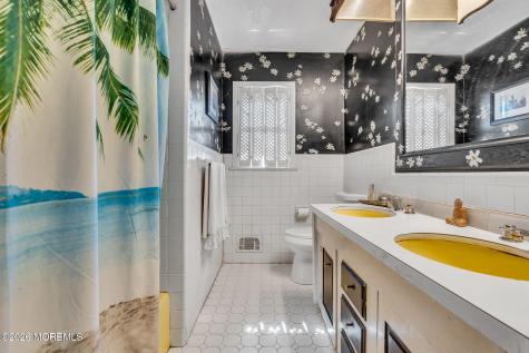 6 Surrey Lane Ocean Twp NJ 07712