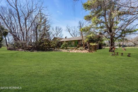 6 Surrey Lane Ocean Twp NJ 07712