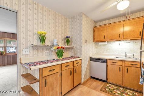5 Redwood Terrace Hazlet NJ 07730