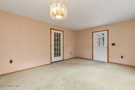5 Redwood Terrace Hazlet NJ 07730