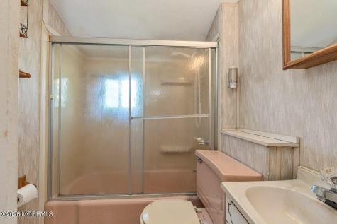 5 Redwood Terrace Hazlet NJ 07730