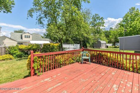 5 Redwood Terrace Hazlet NJ 07730