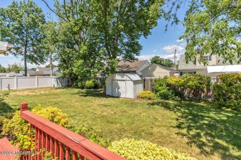 5 Redwood Terrace Hazlet NJ 07730