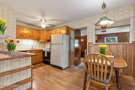 5 Redwood Terrace Hazlet NJ 07730