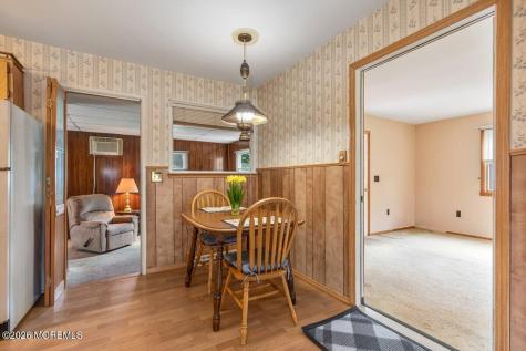 5 Redwood Terrace Hazlet NJ 07730