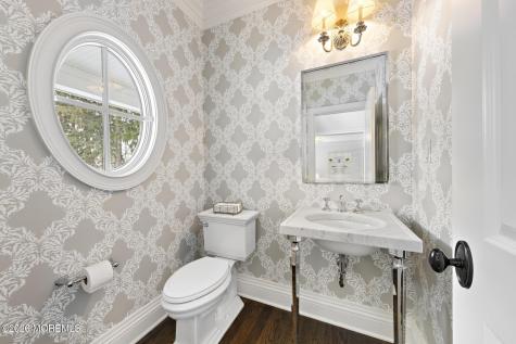 94 Ridge Road Rumson NJ 07760