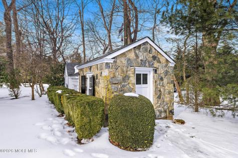 94 Ridge Road Rumson NJ 07760