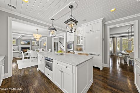 94 Ridge Road Rumson NJ 07760