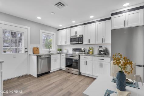 402 Picardy Court Lakewood NJ 08701