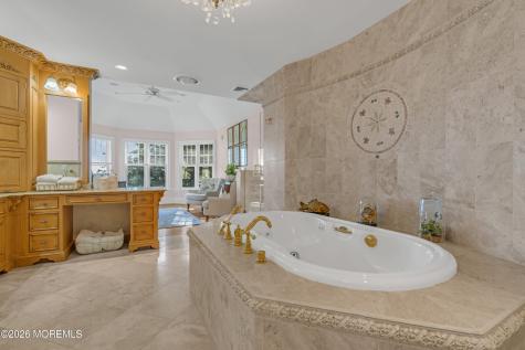 942 Navesink River Road Middletown NJ 07760