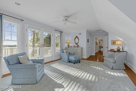 942 Navesink River Road Middletown NJ 07760