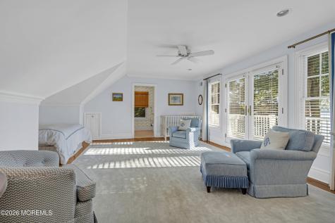 942 Navesink River Road Middletown NJ 07760
