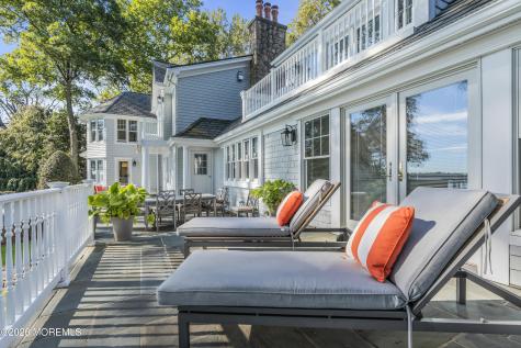 942 Navesink River Road Middletown NJ 07760