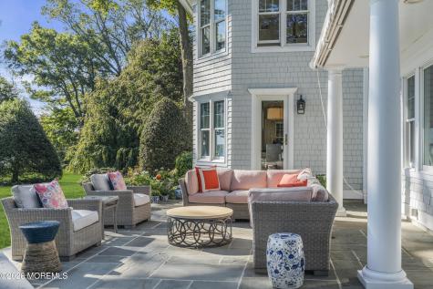 942 Navesink River Road Middletown NJ 07760