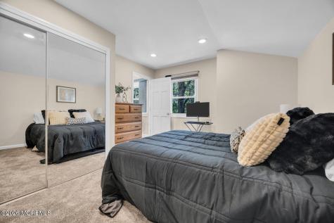 10 Collinson Drive Middletown NJ 07748
