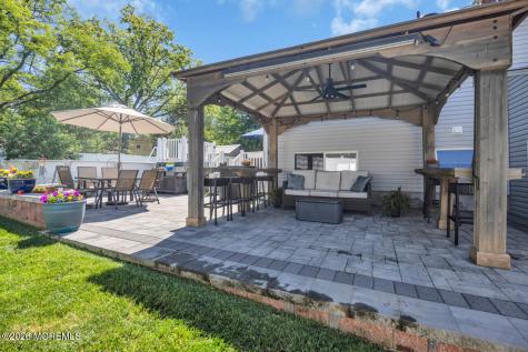 10 Collinson Drive Middletown NJ 07748