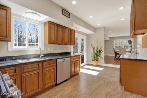 33 Ashford Road Jackson NJ 08527