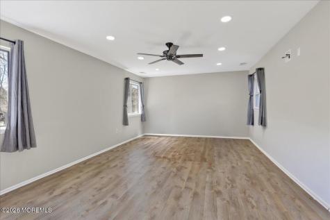 33 Ashford Road Jackson NJ 08527