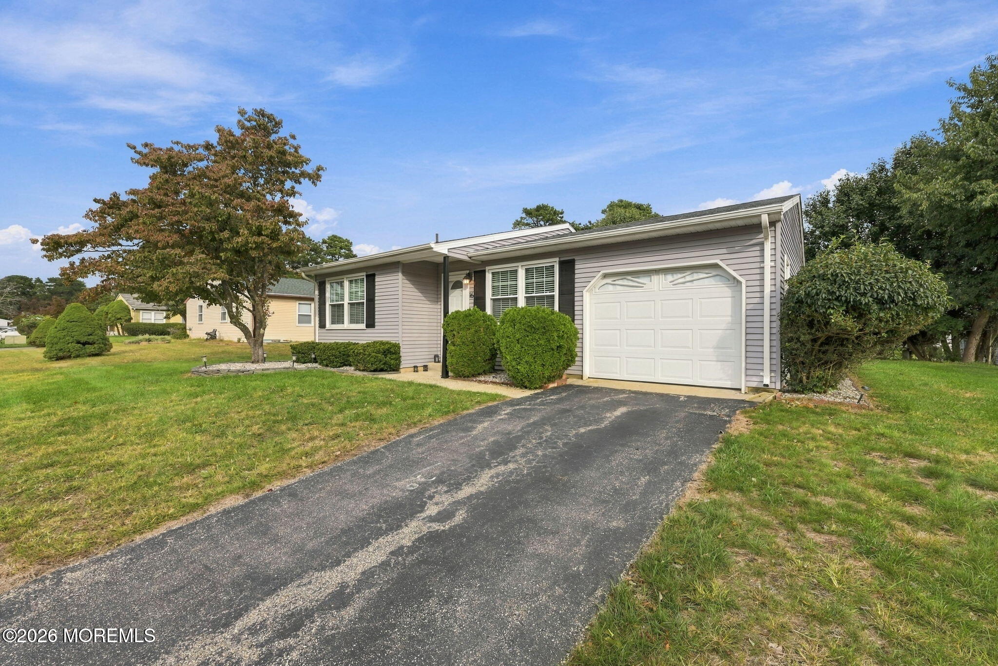 16 Hummingbird Lane Manchester NJ 08759