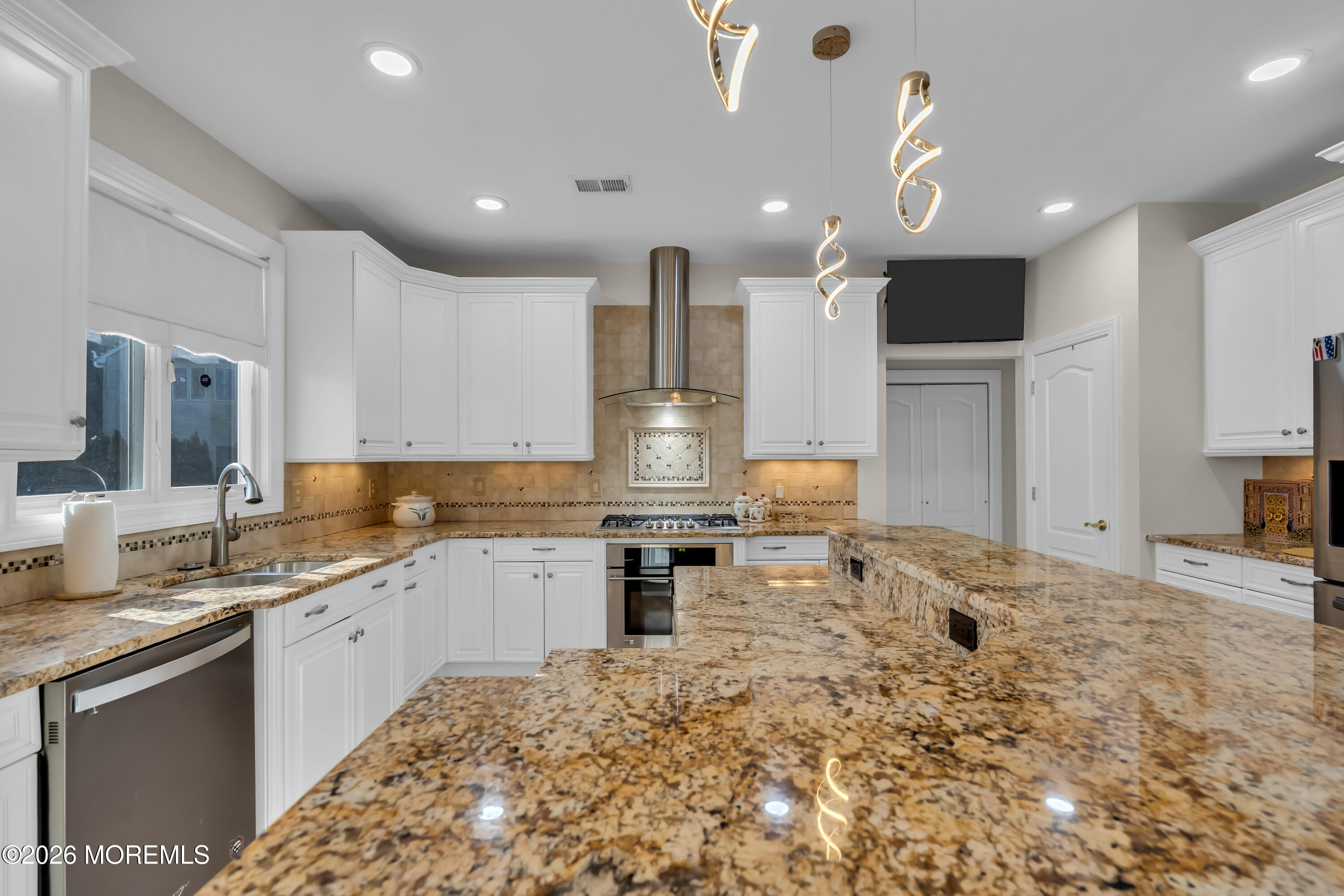 185 Dayna Court Toms River NJ 08753