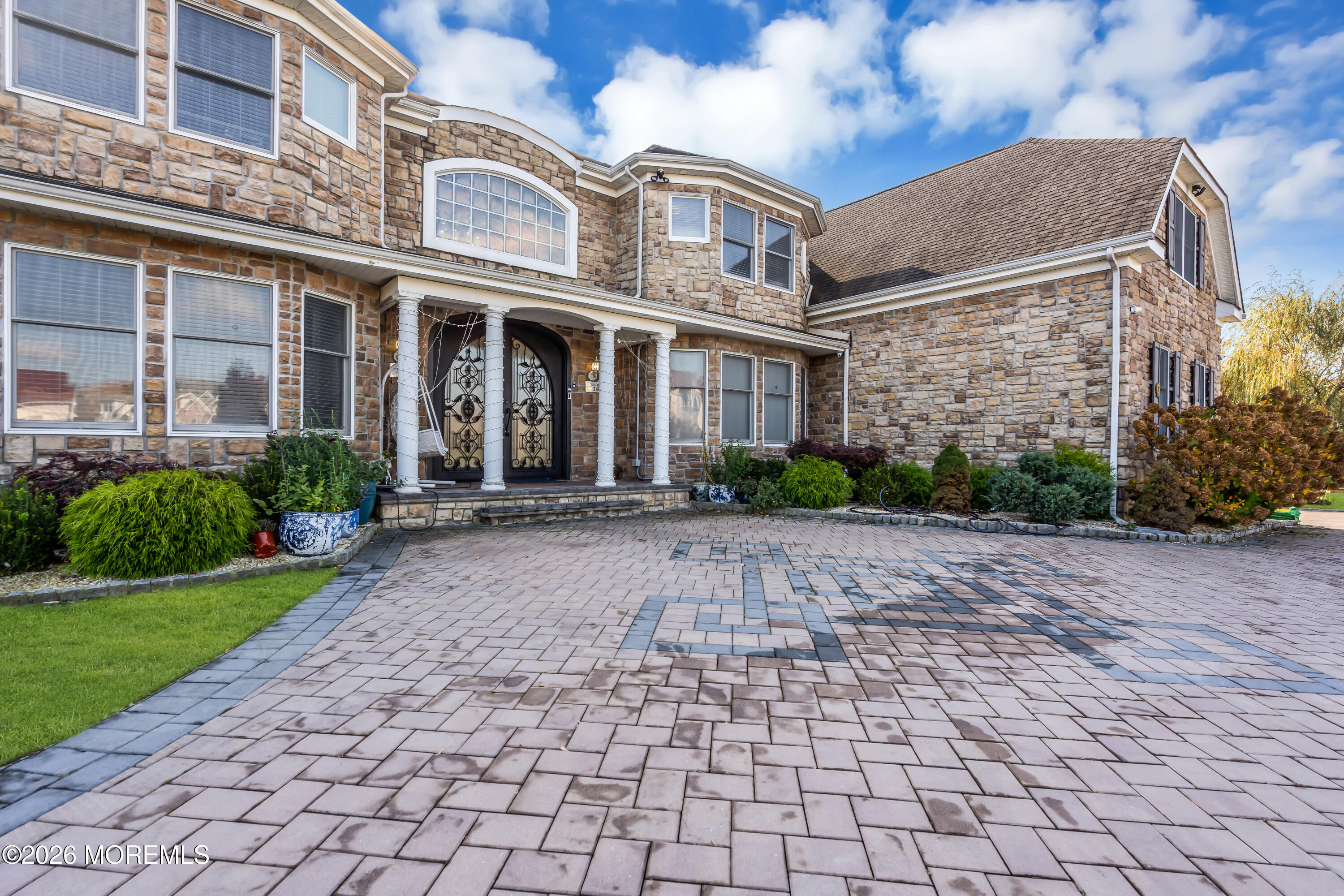 185 Dayna Court Toms River NJ 08753