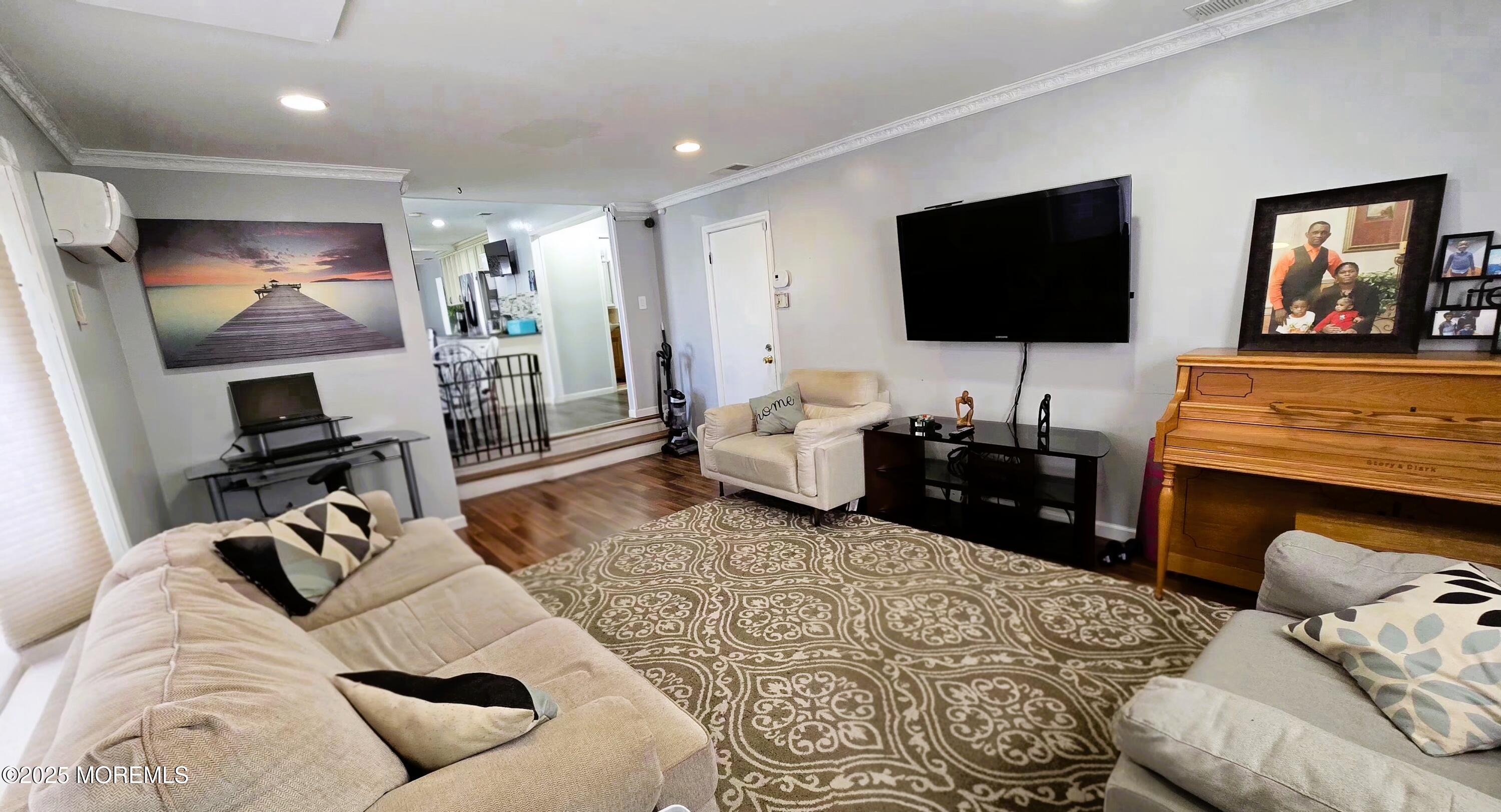 7 Stradford Road Parlin NJ 08859