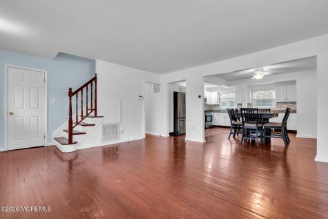 813 Raleigh Drive Toms River NJ 08753