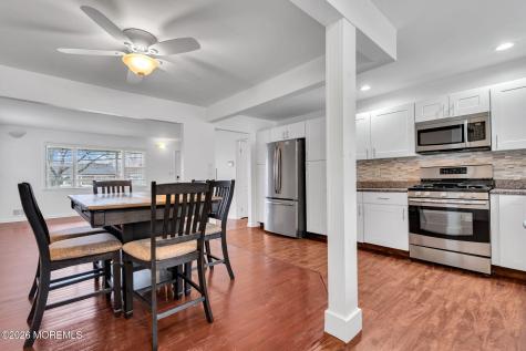 813 Raleigh Drive Toms River NJ 08753
