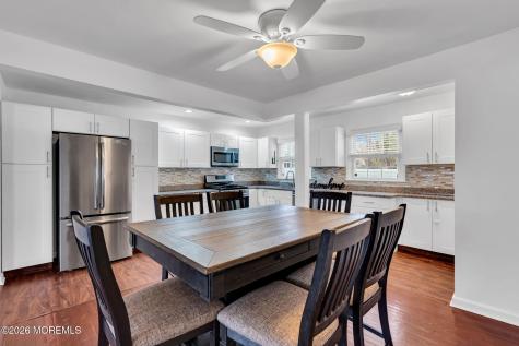 813 Raleigh Drive Toms River NJ 08753