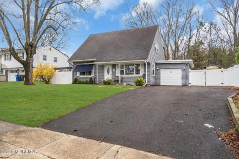813 Raleigh Drive Toms River NJ 08753