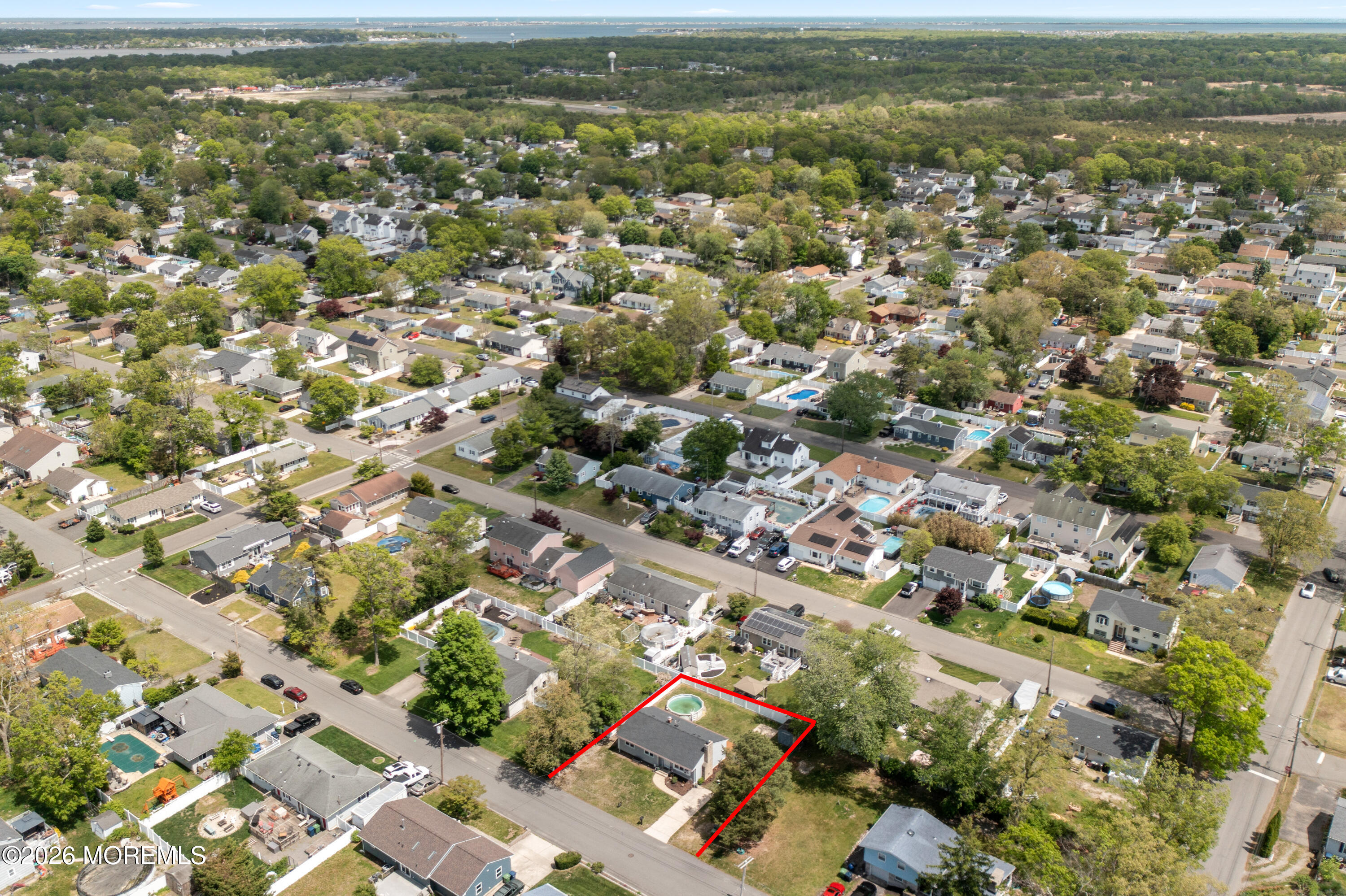 837 Cable Avenue Beachwood NJ 08722