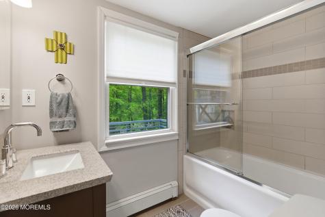 198 Deepdale Drive Middletown NJ 07748