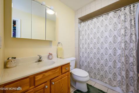 43 Westbrook Road Howell NJ 07731
