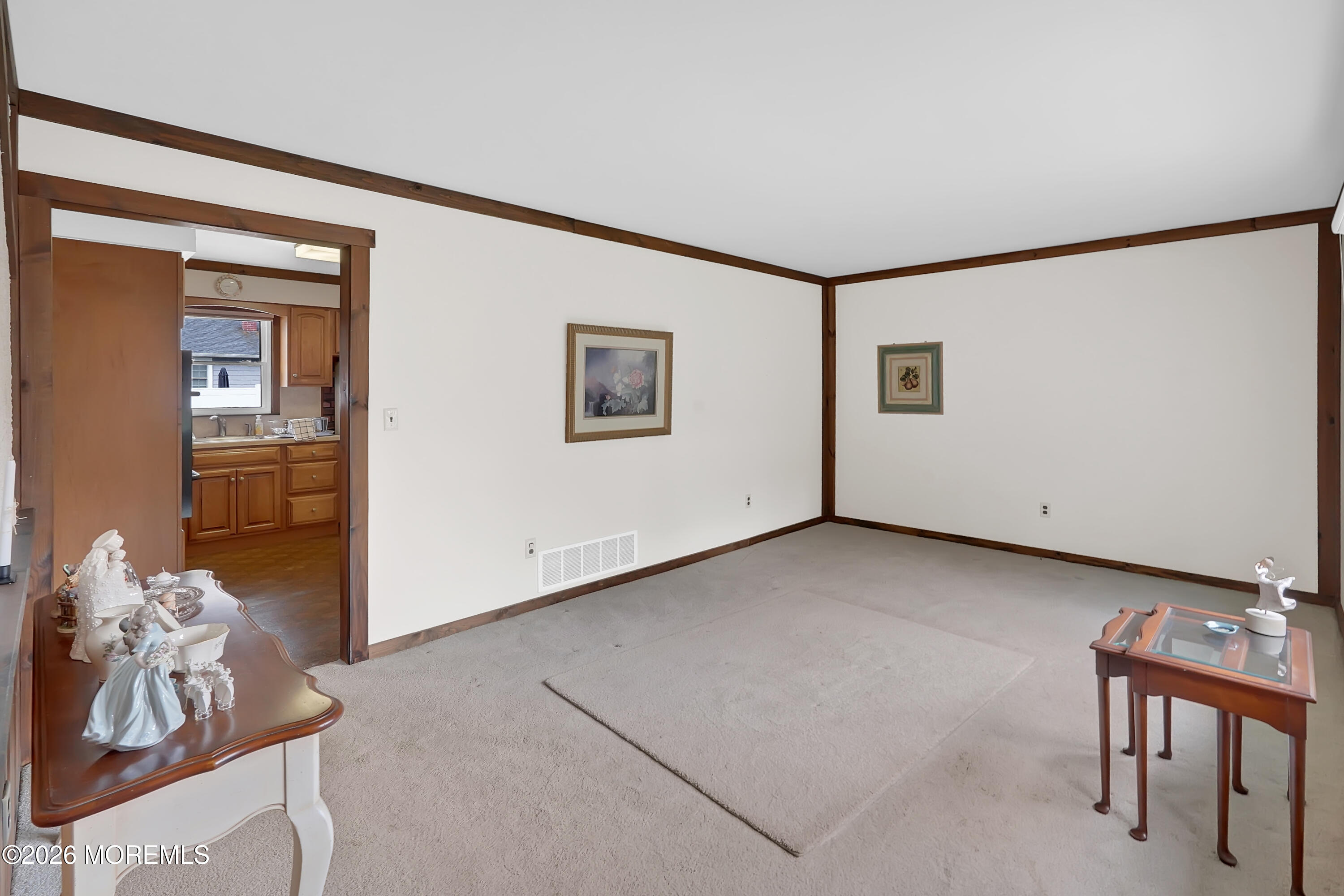 644 Berkeley Avenue Beachwood NJ 08722